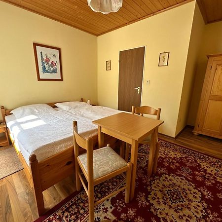 Gaestehaus Gut Frauendorf Windorf  Exteriör bild