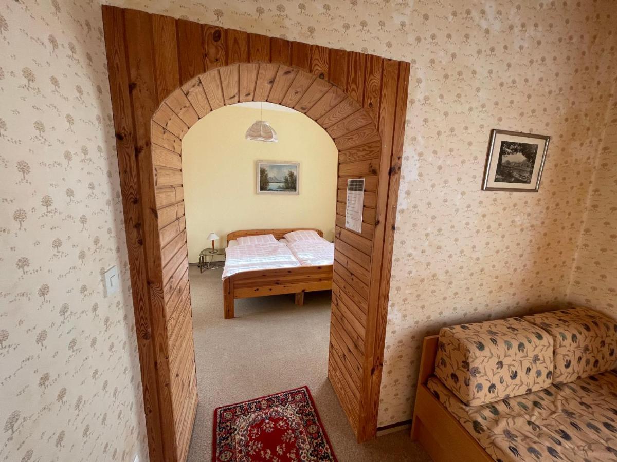 Gaestehaus Gut Frauendorf Windorf  Exteriör bild