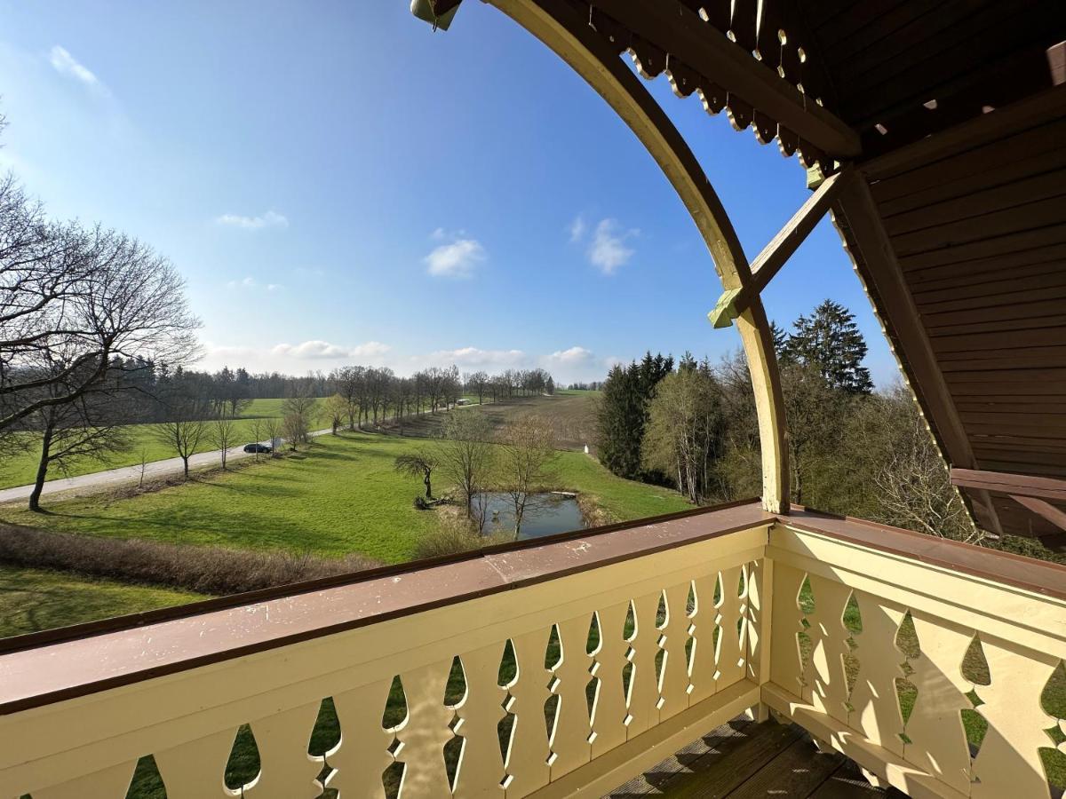 Gaestehaus Gut Frauendorf Windorf  Exteriör bild