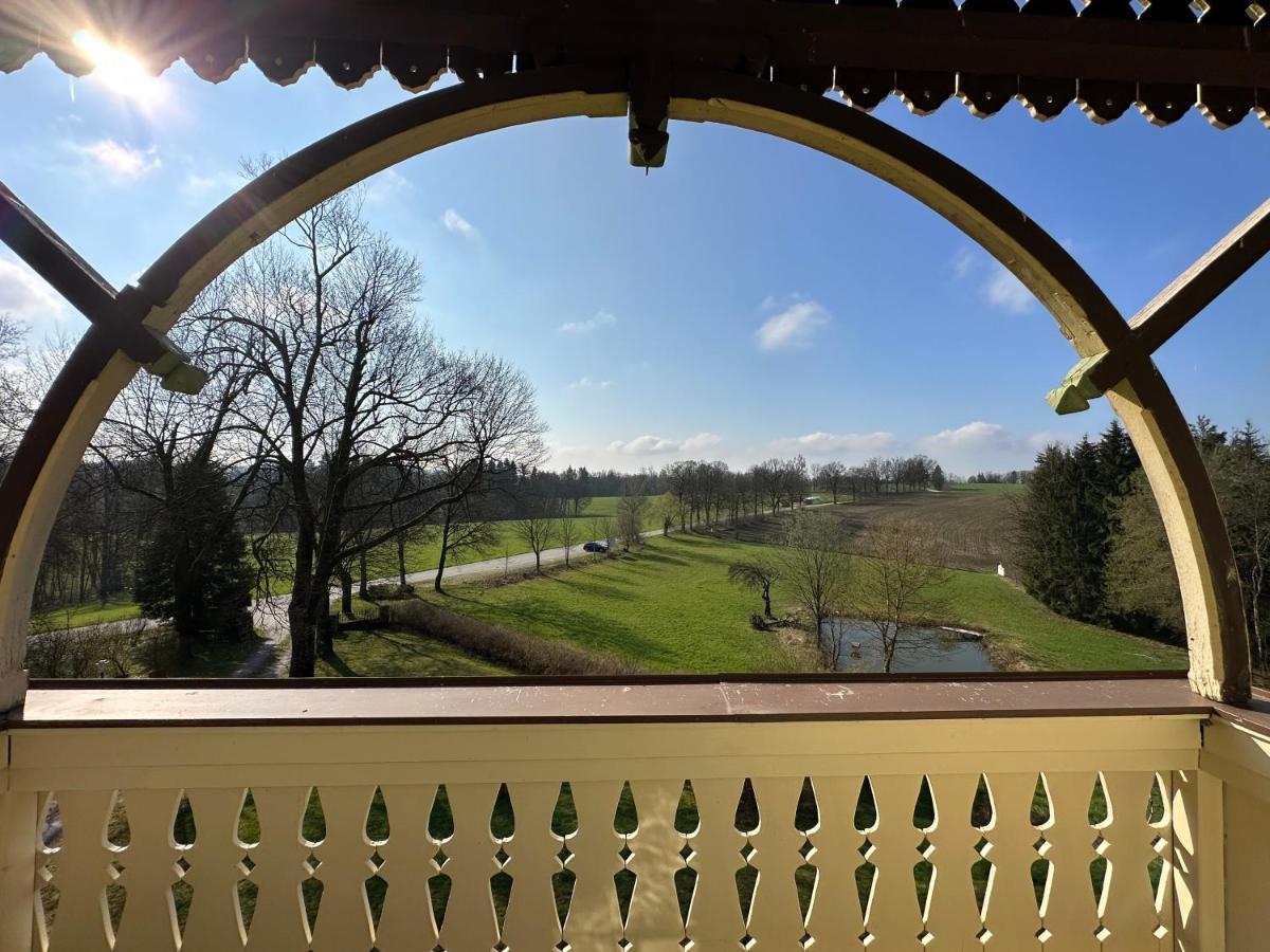Gaestehaus Gut Frauendorf Windorf  Exteriör bild