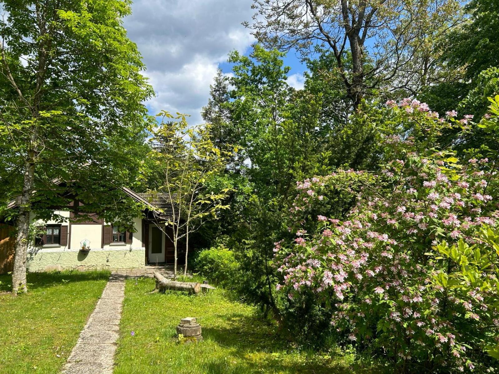 Gaestehaus Gut Frauendorf Windorf  Exteriör bild